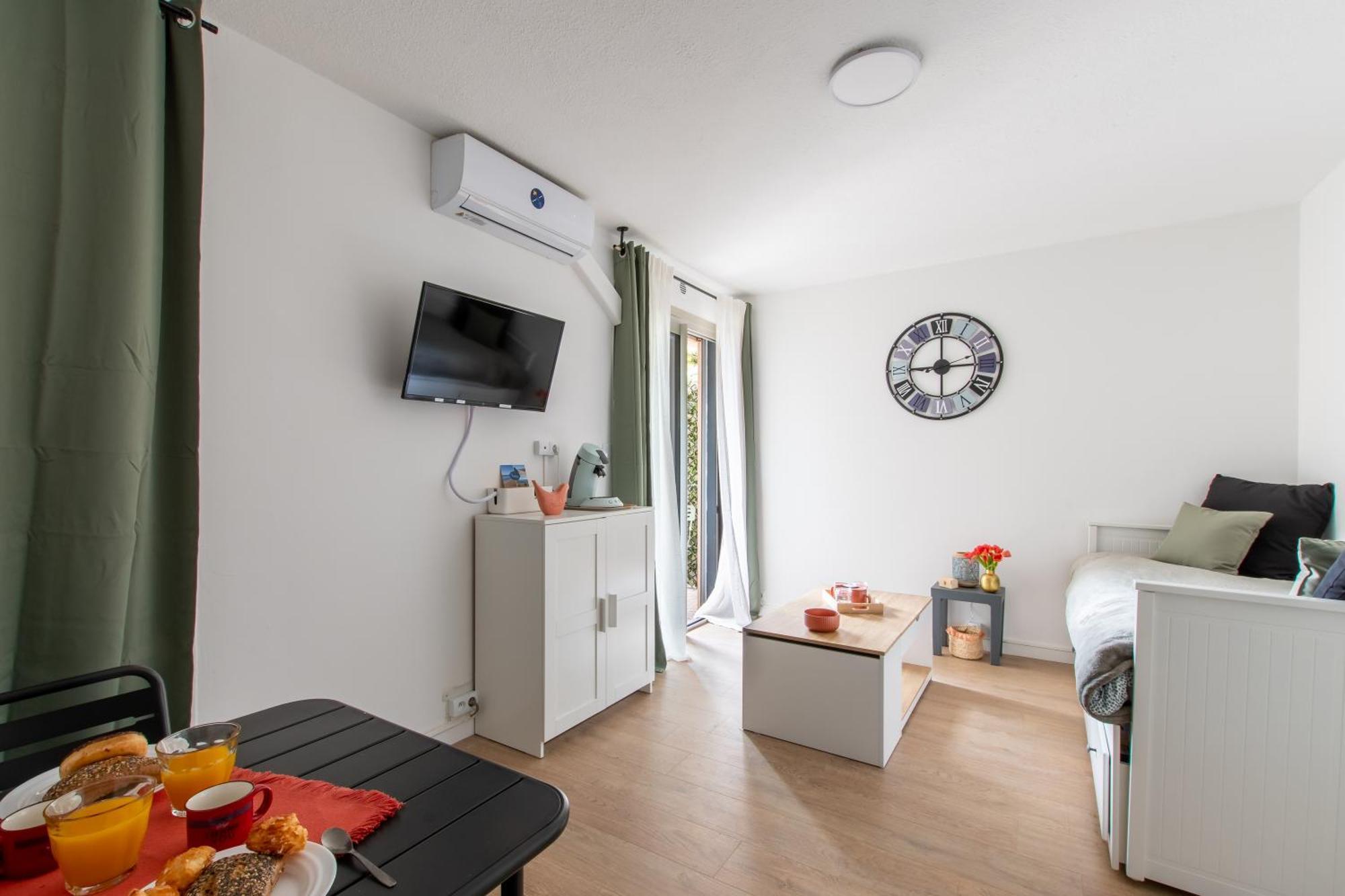 Appartement Nid Douillet * Hyper Centre * Clim * A 5 Min * Port A 5 Min *